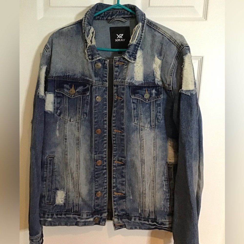 Distressed jen jacket Lrg